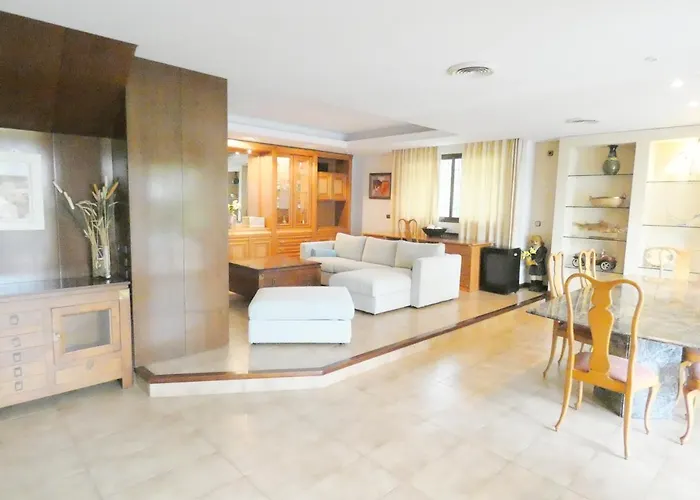 Casa Llevant Villa *